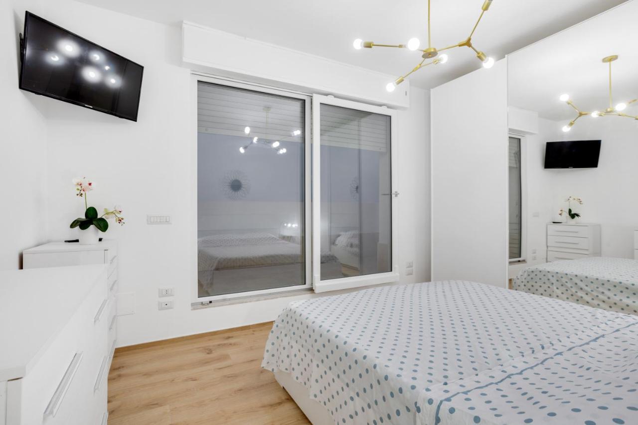 Tramonto Sul Mare Bari Apartment Near The Airport Εξωτερικό φωτογραφία